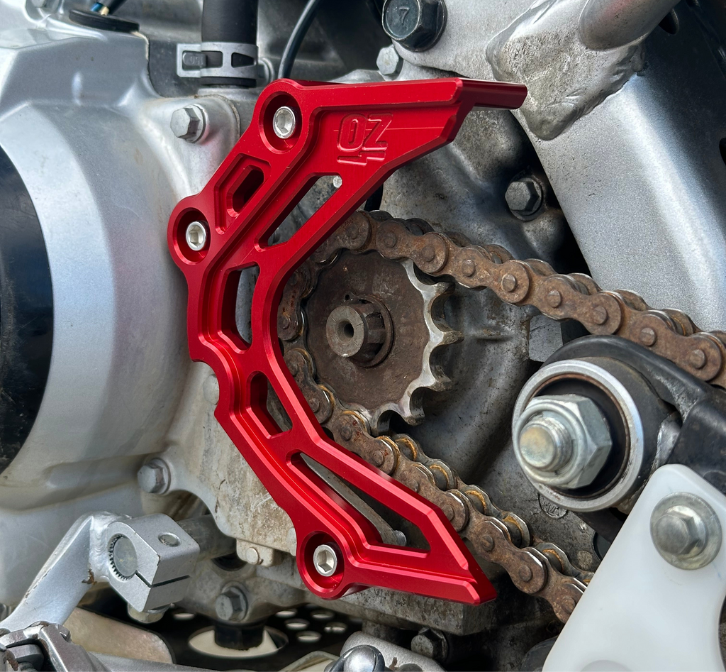 KLX110/L OZMINIS SPROCKET GUARD